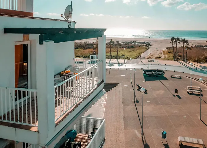 Santa Barbara B Beach Front With Terrace, Sea View In And Garage In Conil