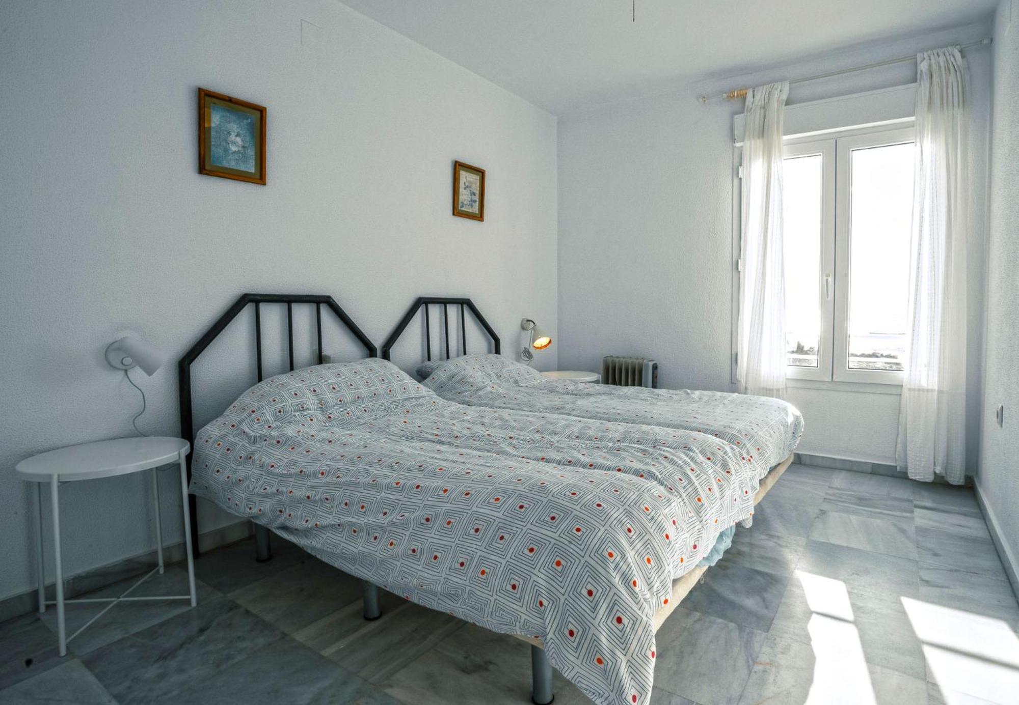 Santa Barbara B Front With Terrace, Sea View In And Garage In Conil Appartement